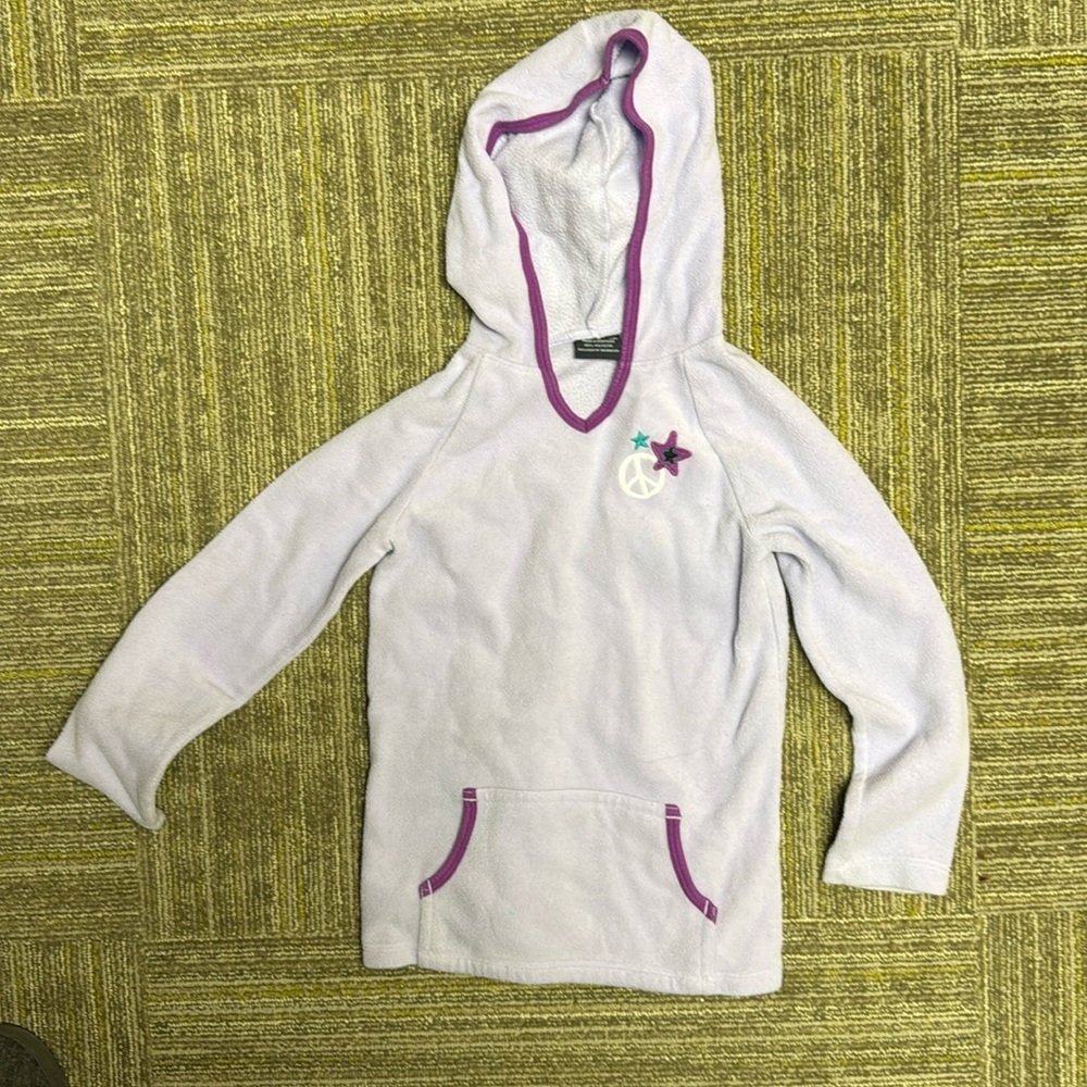 Girls sweet shirt size 6